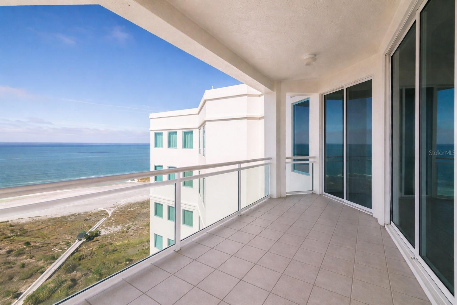 1170 GULF BLVD #2203, CLEARWATER BEACH, FL — photo 9