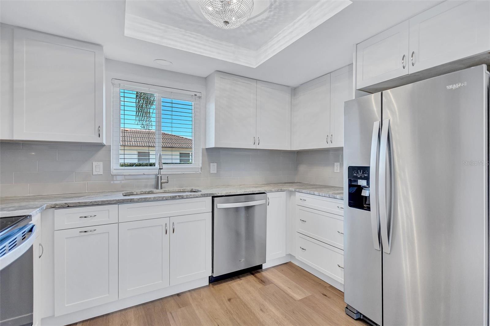 191 VISTA HERMOSA CIR, SARASOTA, FL — photo 12