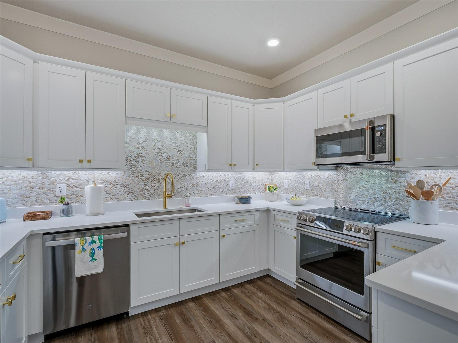 3074 ISLES WAY, NEW SMYRNA BEACH, FL — photo 15