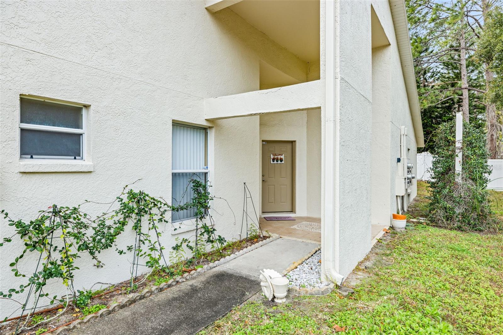 8408 TERRACE MEADOWS CT #None, TEMPLE TERRACE, FL — photo 3
