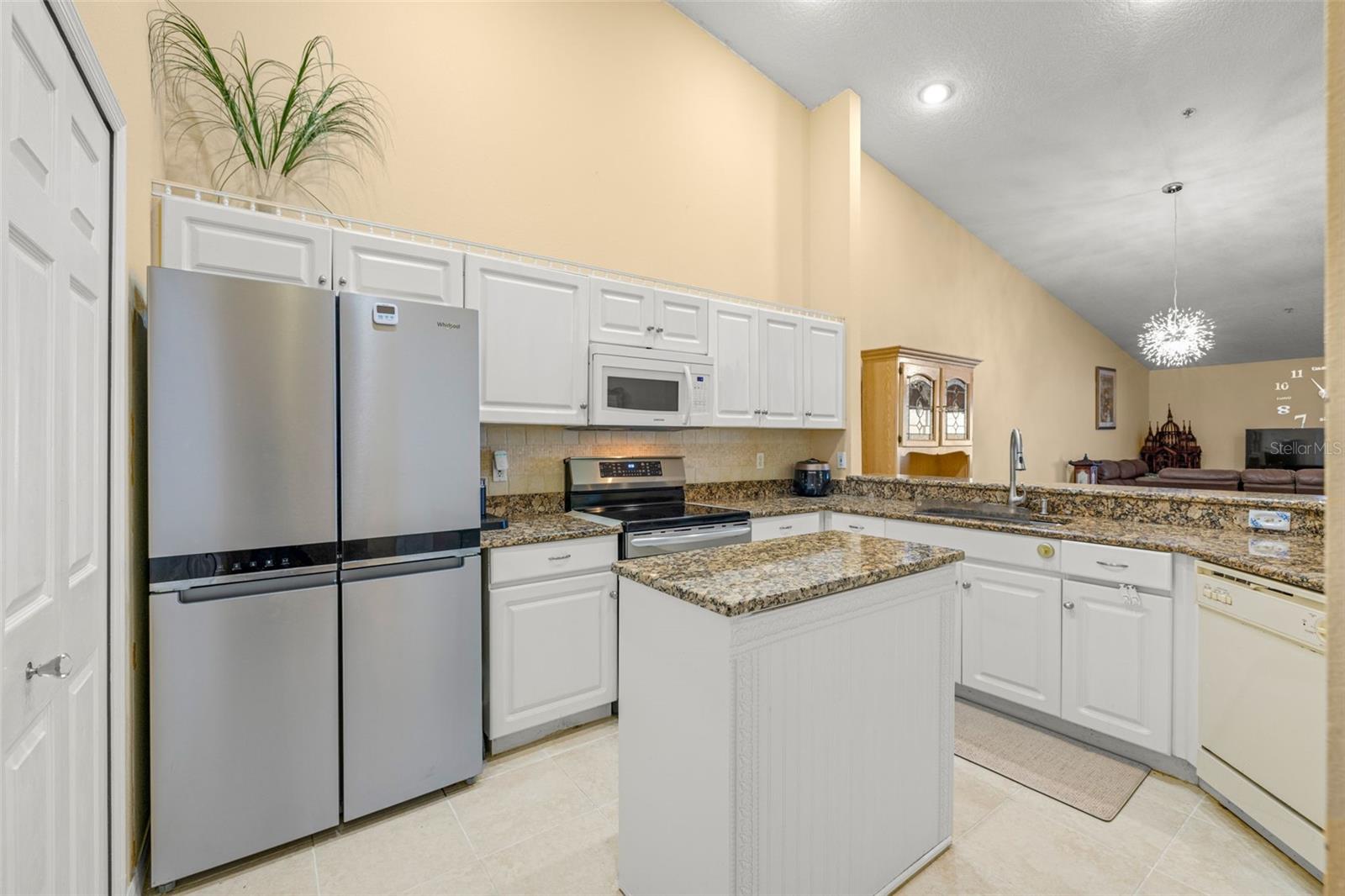 8408 TERRACE MEADOWS CT #None, TEMPLE TERRACE, FL — photo 9