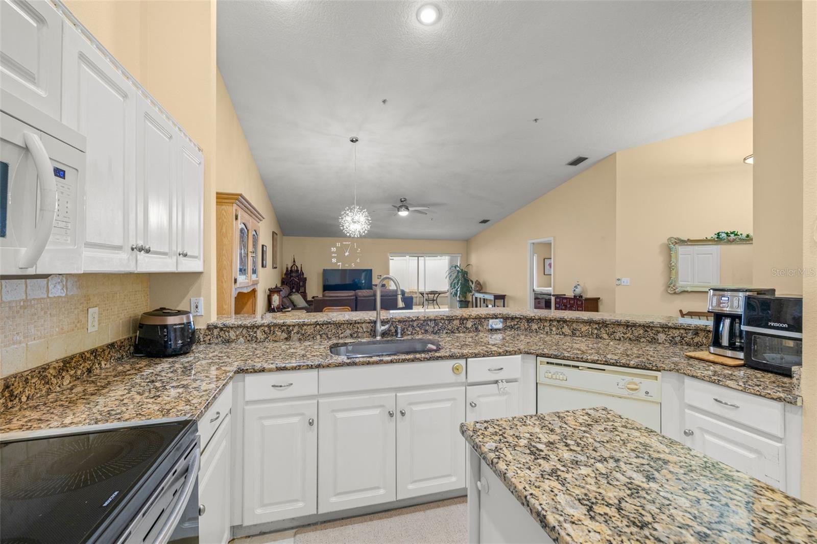 8408 TERRACE MEADOWS CT #None, TEMPLE TERRACE, FL — photo 10