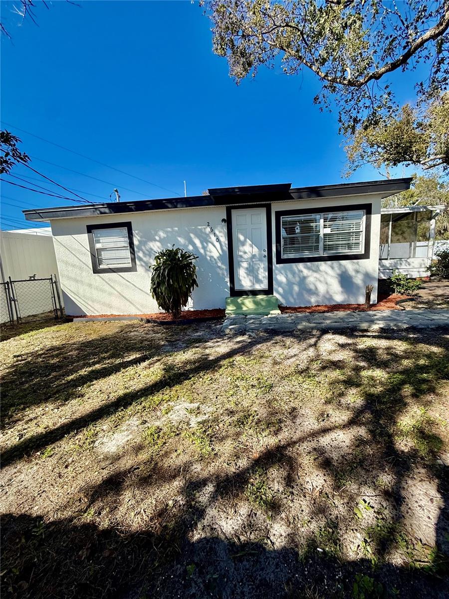 2610 EATON AVE, LAKELAND, FL — photo 2