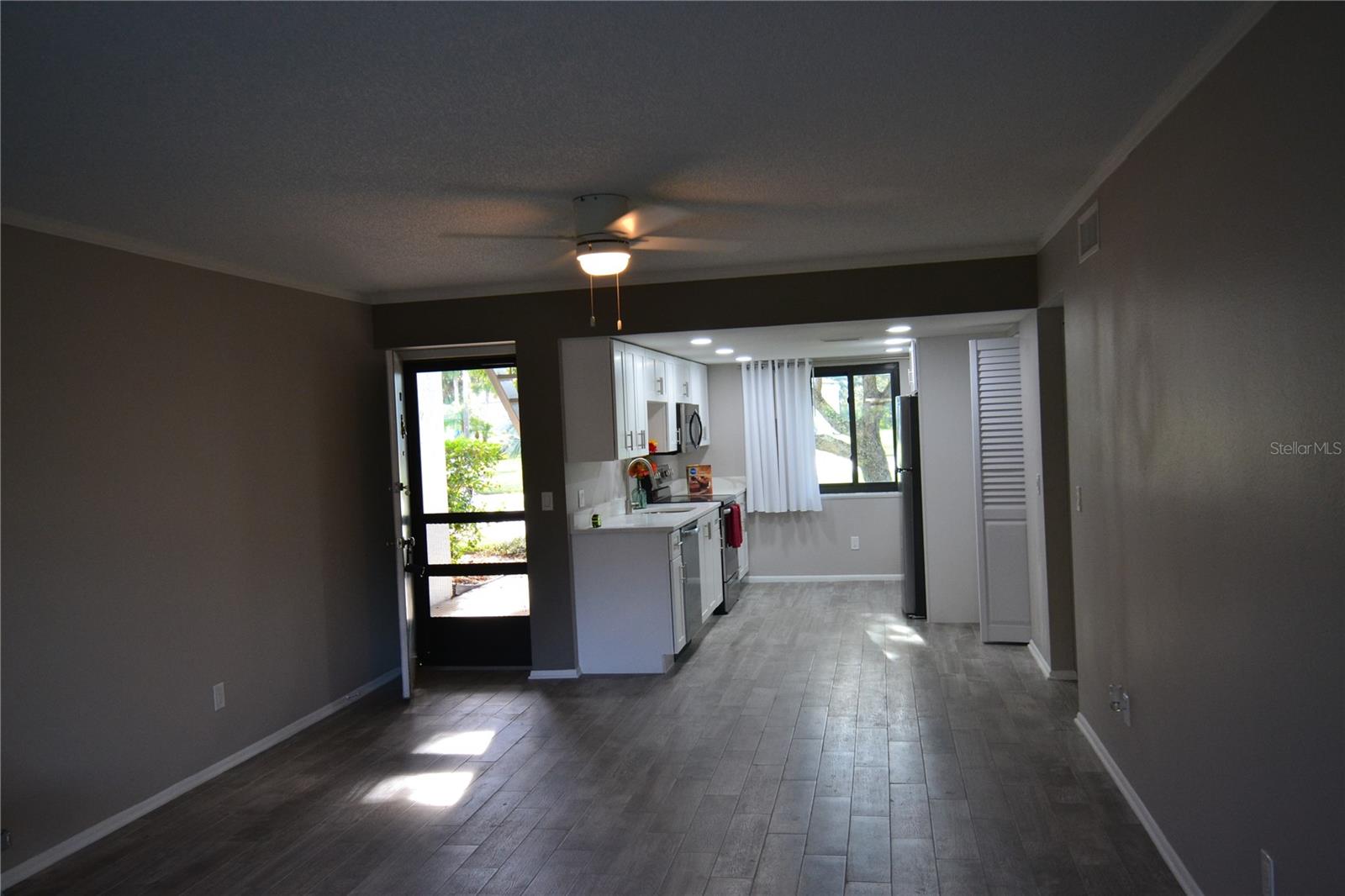 135 W CYPRESS CT, OLDSMAR, FL — photo 4