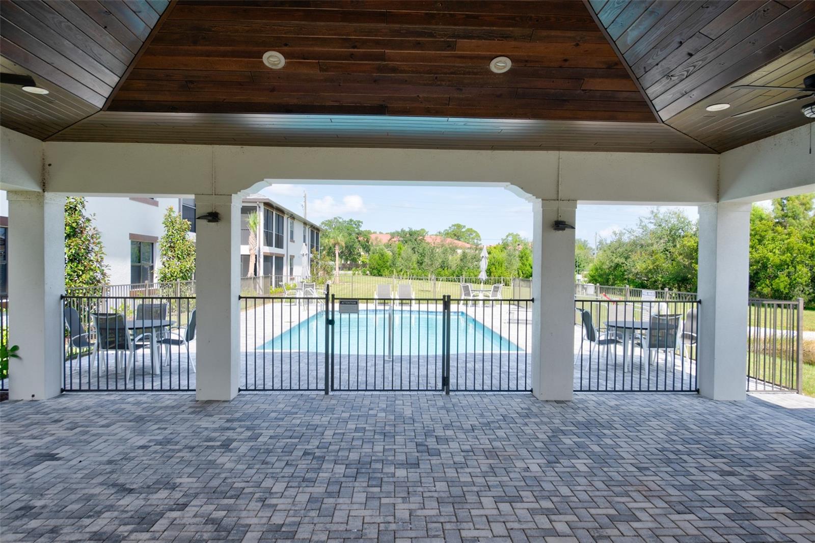5707 N HONORE AVE #621, SARASOTA, FL — photo 32