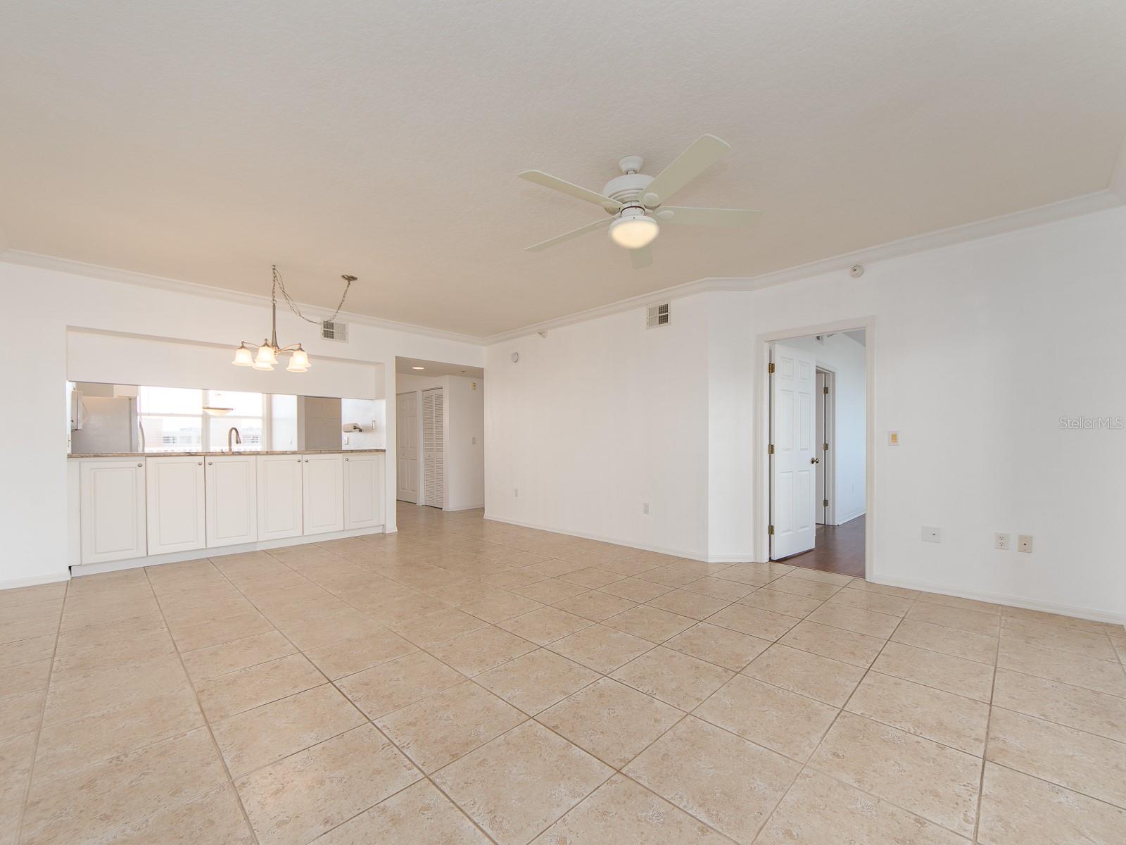 6550 SHORELINE DR #7502, ST PETERSBURG, FL — photo 11