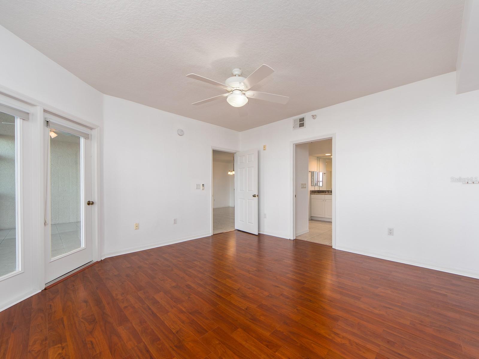 6550 SHORELINE DR #7502, ST PETERSBURG, FL — photo 13