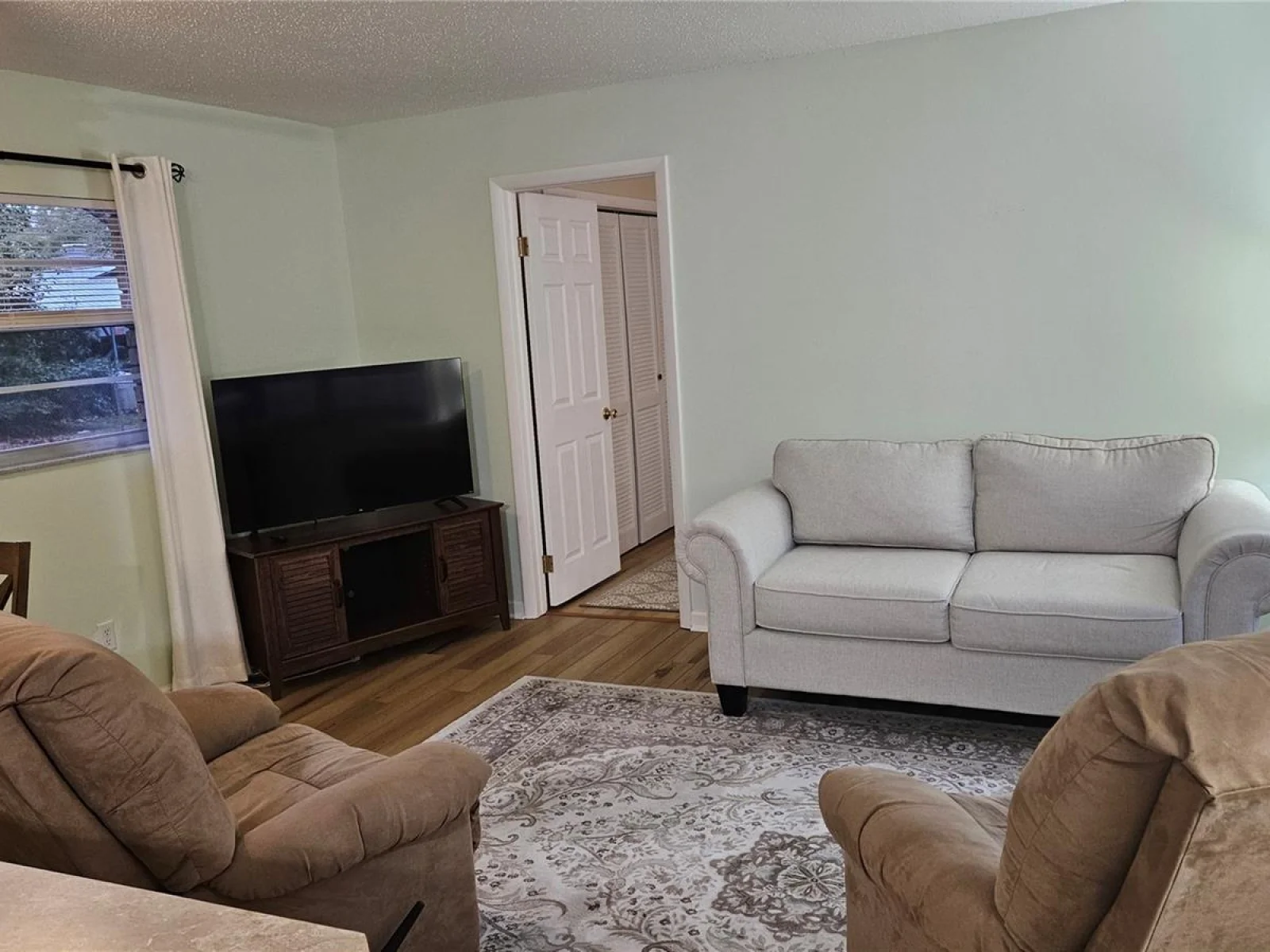 662 N CHARLES AVE, INVERNESS, FL — photo 5