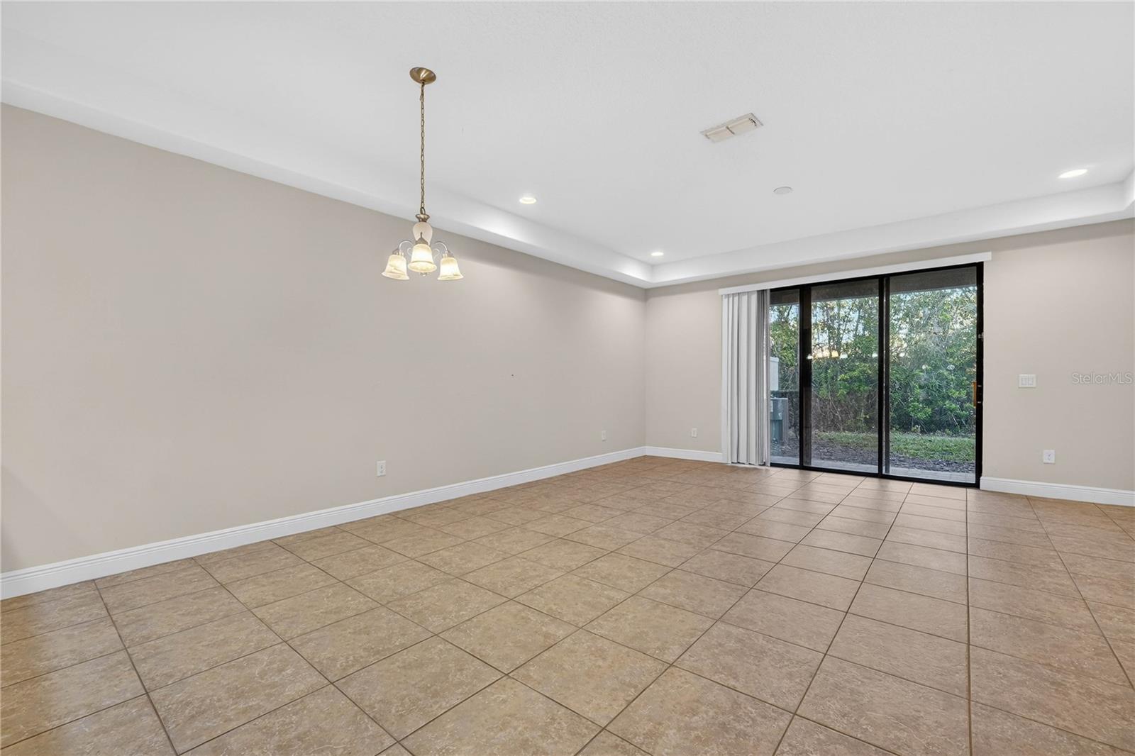 8087 BROOKSVILLE DR, DAVENPORT, FL — photo 7