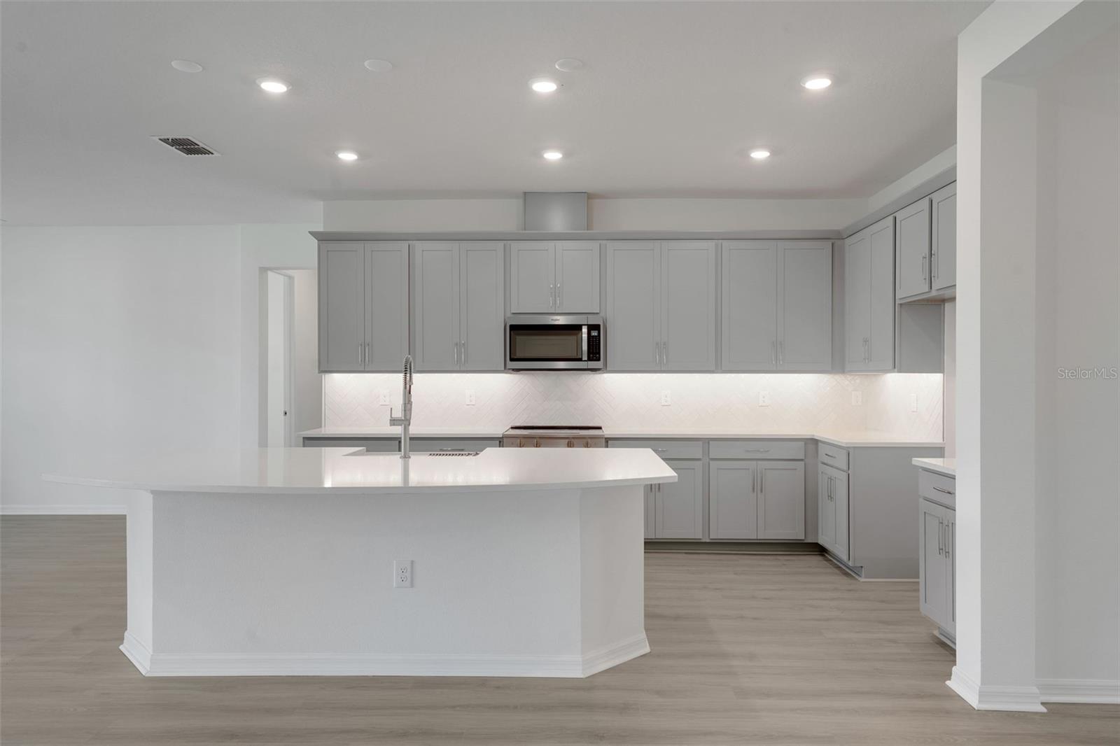 17417 VALLEYWOOD PKWY, LAND O LAKES, FL — photo 20
