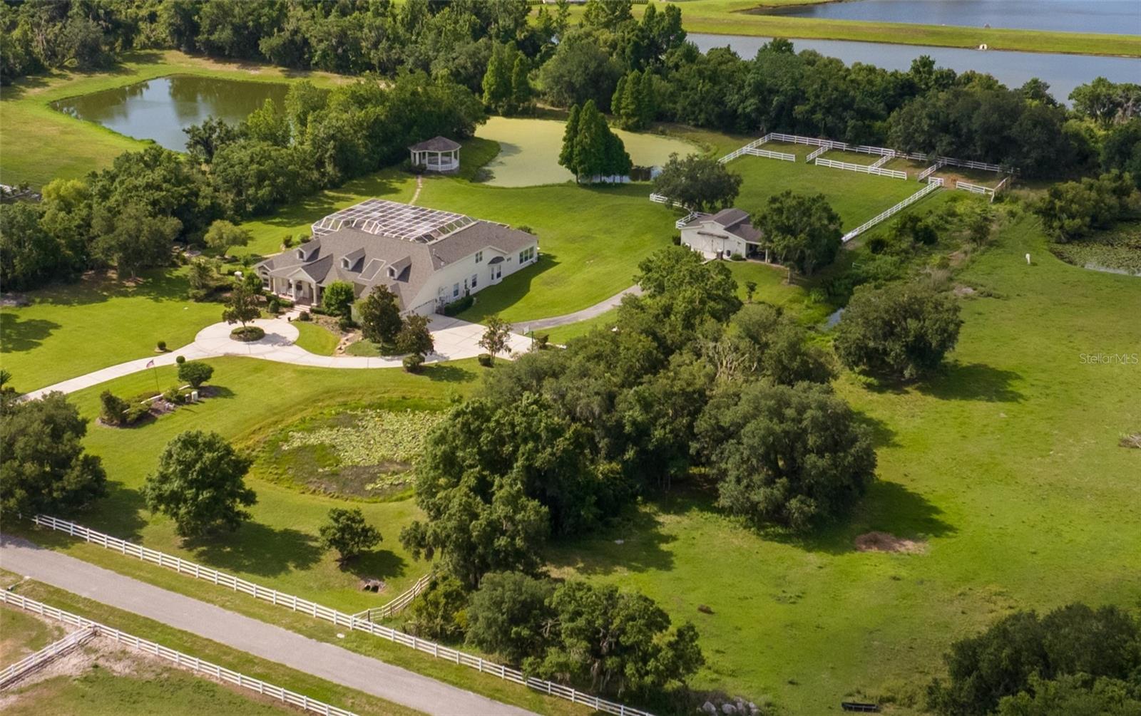 13717 CANTERFIELD DR, RIVERVIEW, FL — photo 2