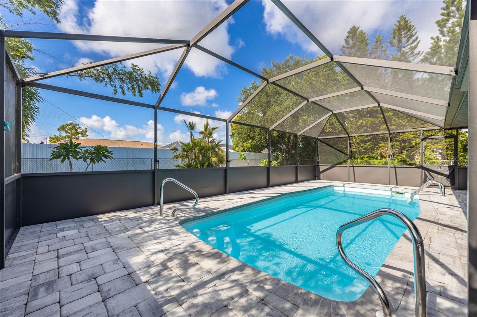 1432 SE 11TH ST, CAPE CORAL, FL — photo 2