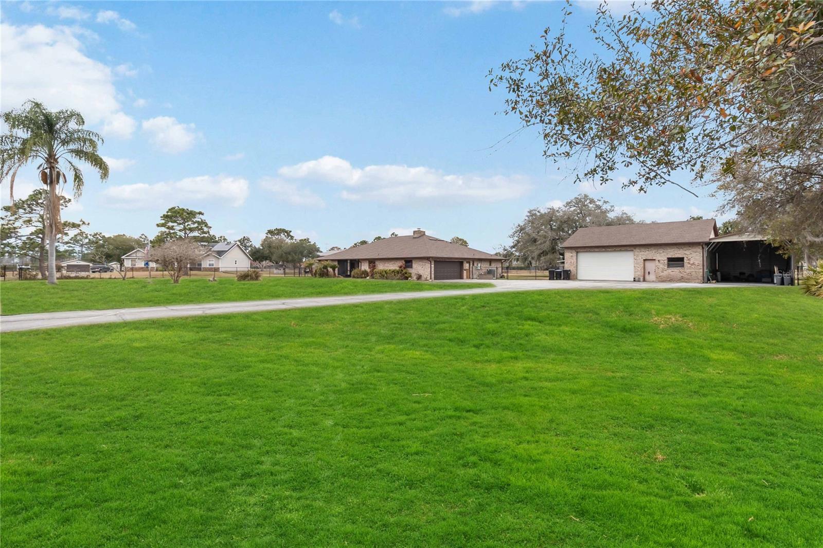 18711 NORTHCLIFF ST, ORLANDO, FL — photo 2
