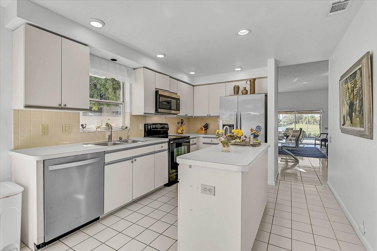 4640 PERIDIA BLVD E, BRADENTON, FL — photo 6