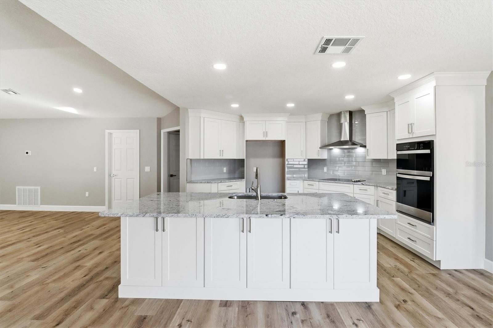 33608 OVERTON DR, LEESBURG, FL — photo 20