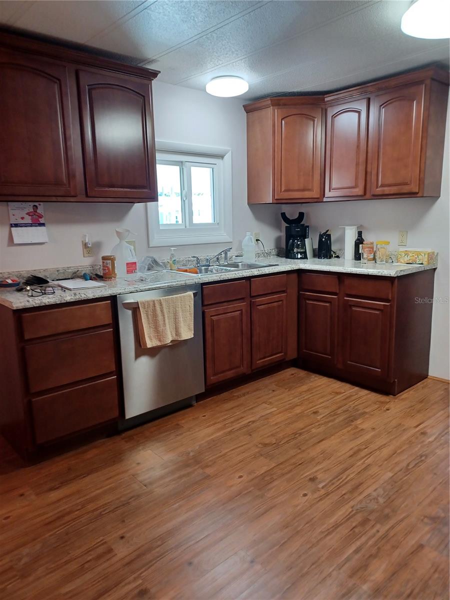 34604 PETUNIA PL, ZEPHYRHILLS, FL — photo 4