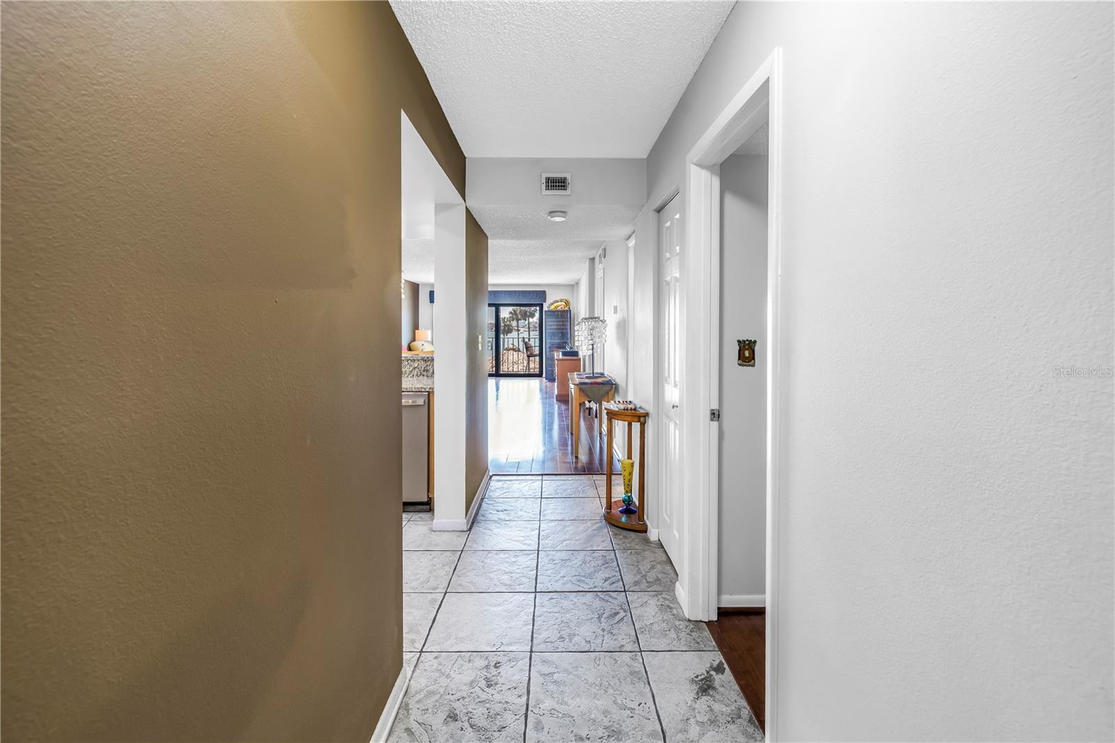 650 ISLAND WAY #204, CLEARWATER BEACH, FL — photo 4