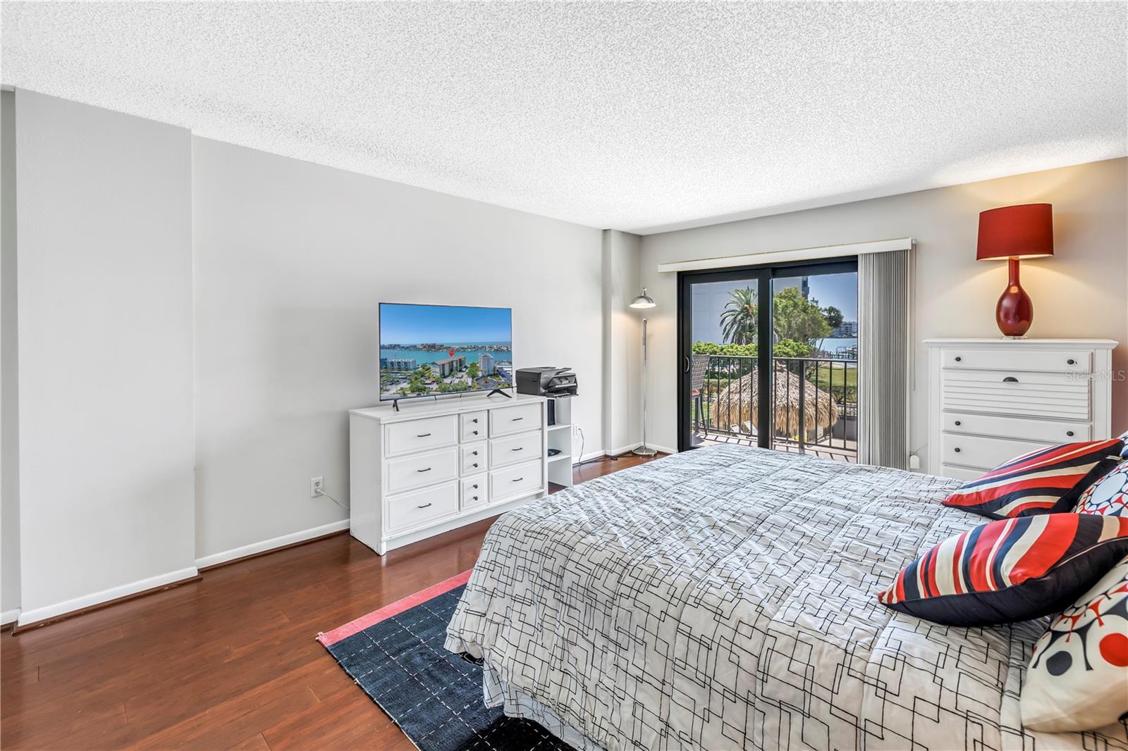 650 ISLAND WAY #204, CLEARWATER BEACH, FL — photo 11