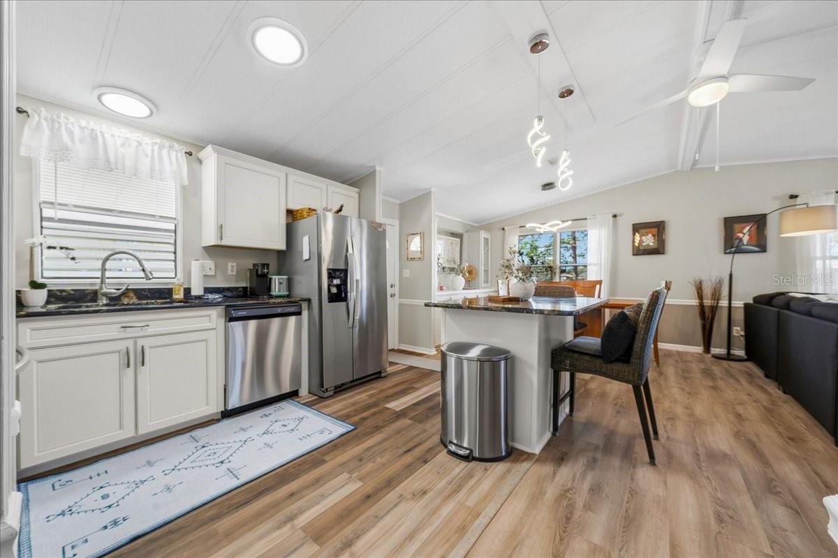 1003 MATTHEW AVE, LADY LAKE, FL — photo 19