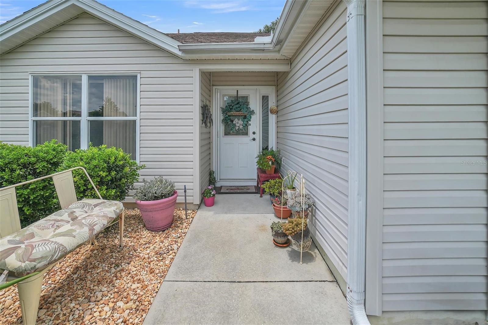 8371 SE 168TH TRINITY PL, THE VILLAGES, FL — photo 2
