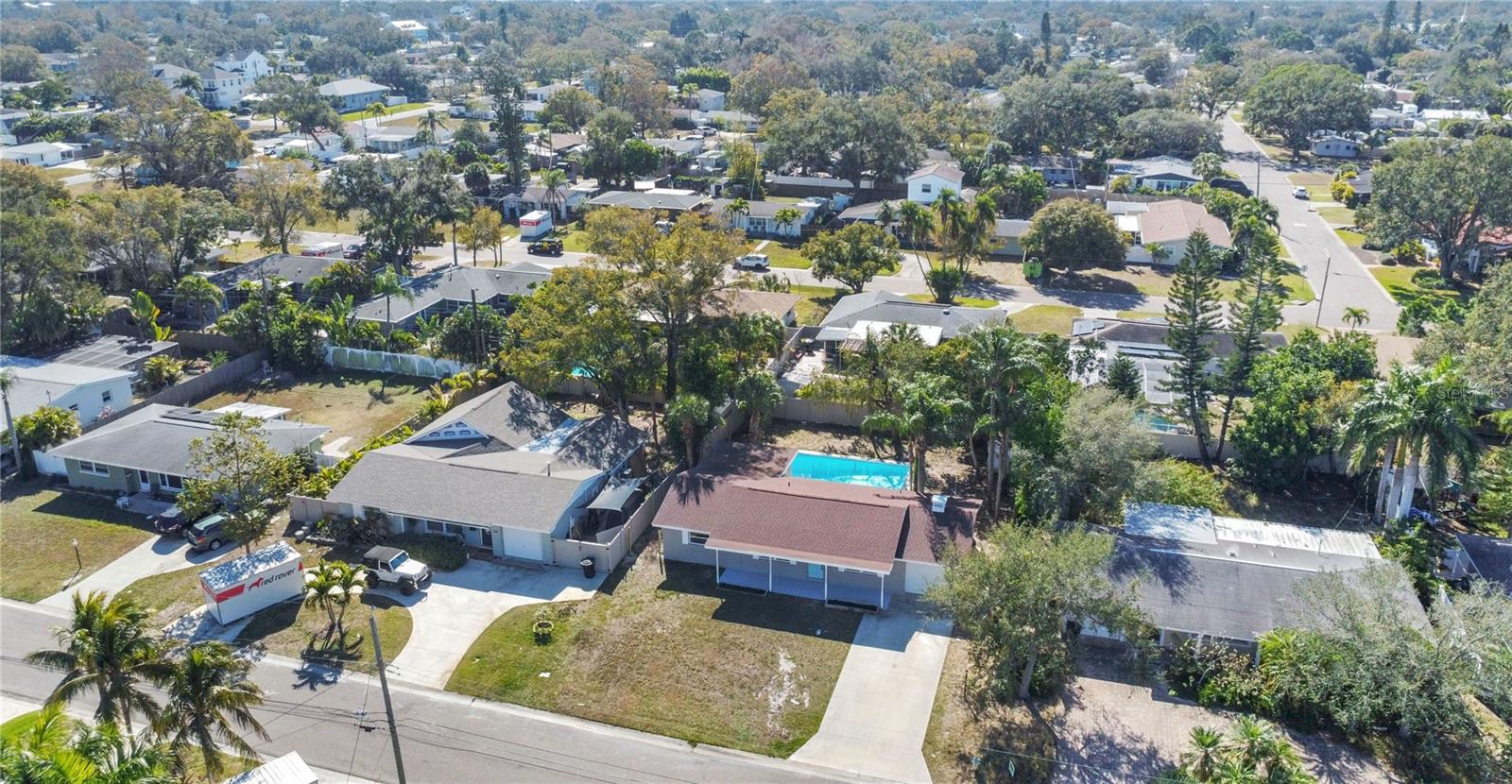 214 45TH AVE NE, ST PETERSBURG, FL — photo 27