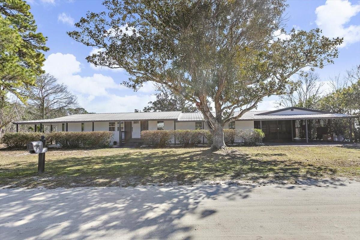 126 GEORGIA AVE, CRESCENT CITY, FL