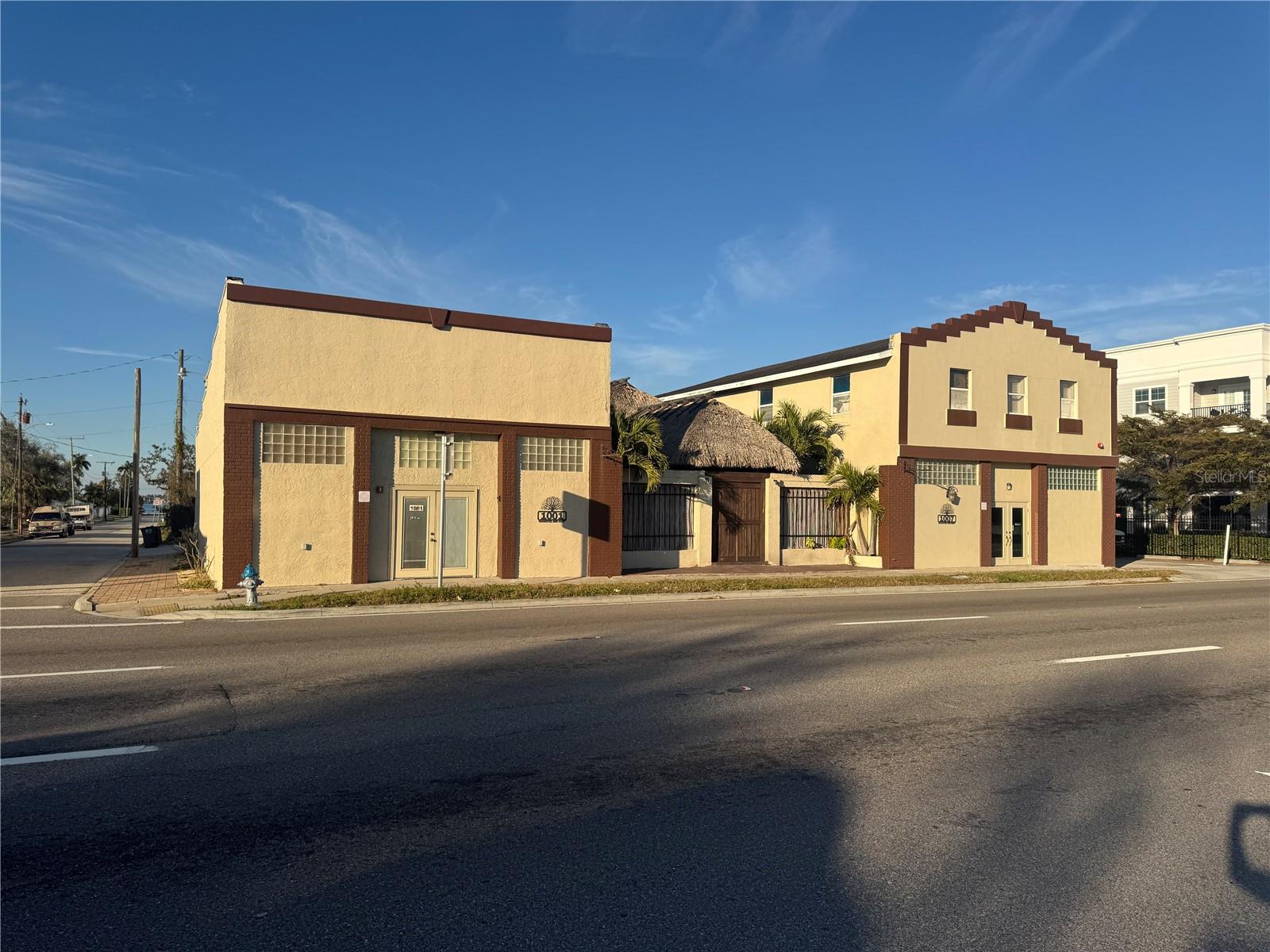1001 MANATEE AVE E, BRADENTON, FL — photo 2