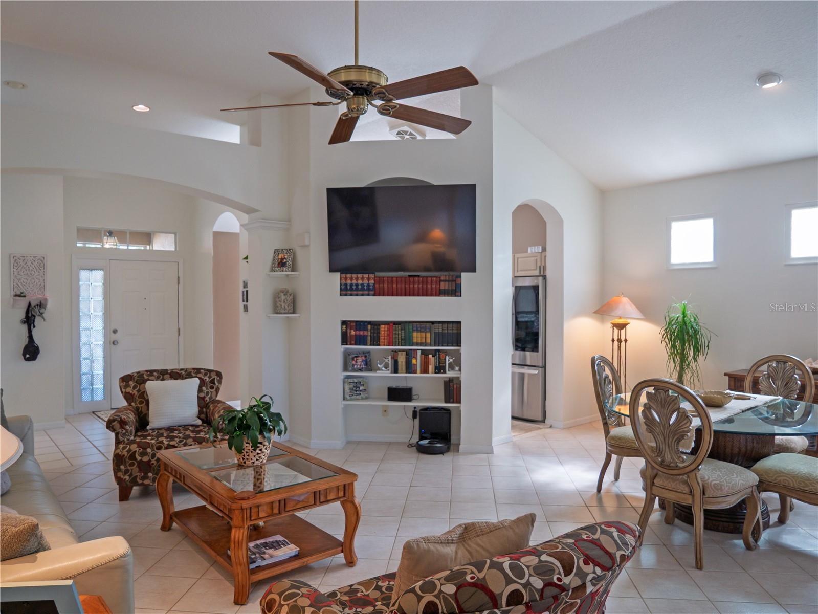 4054 CADDIE DR E, BRADENTON, FL — photo 3