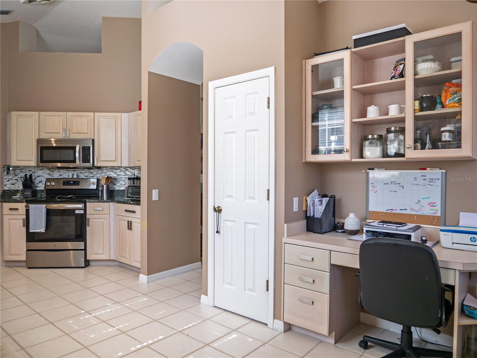 4054 CADDIE DR E, BRADENTON, FL — photo 14