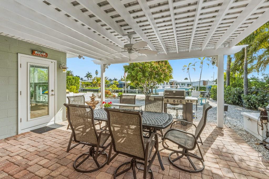 529 67TH ST, HOLMES BEACH, FL — photo 14