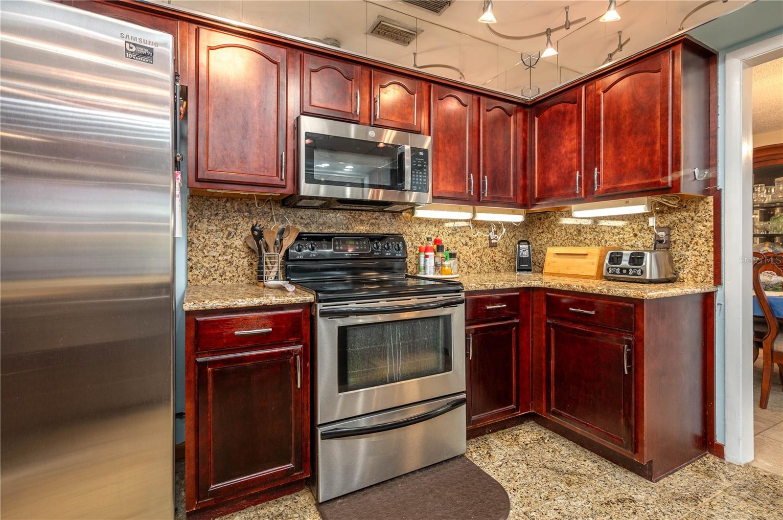 305 HERNANDO RD, WINTER HAVEN, FL — photo 12