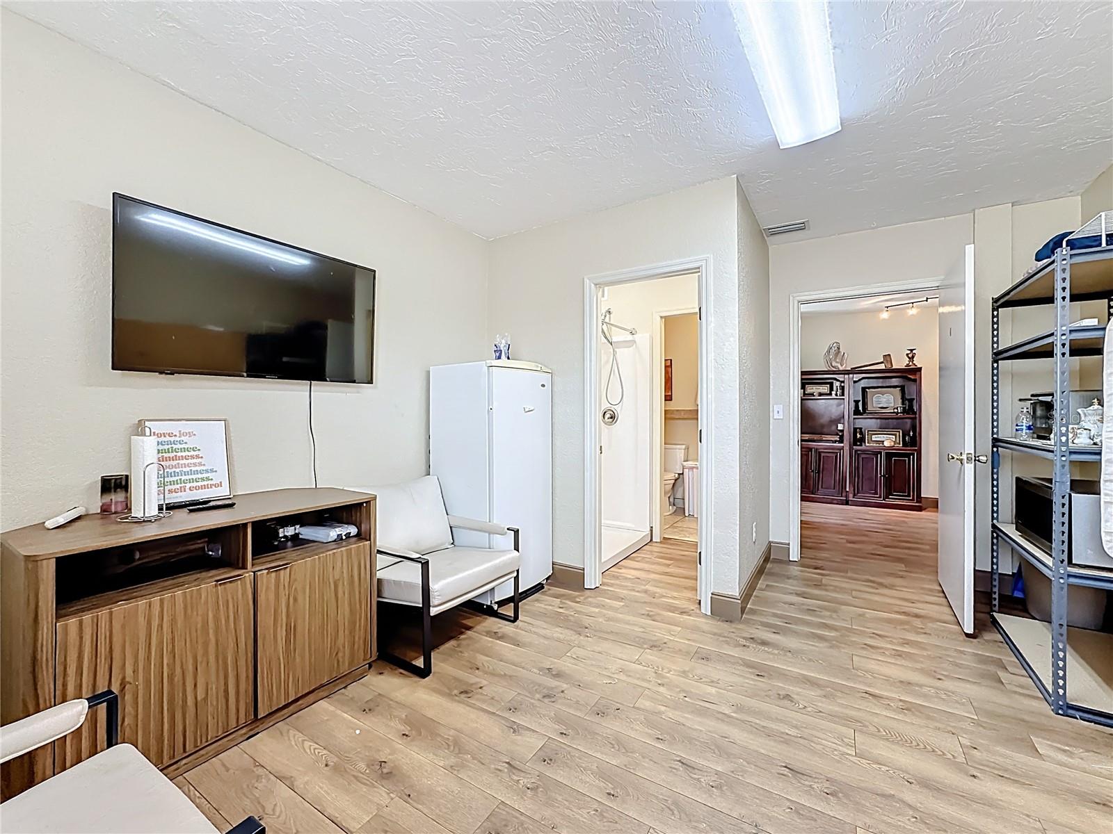 1007 MANATEE AVE E, BRADENTON, FL — photo 44