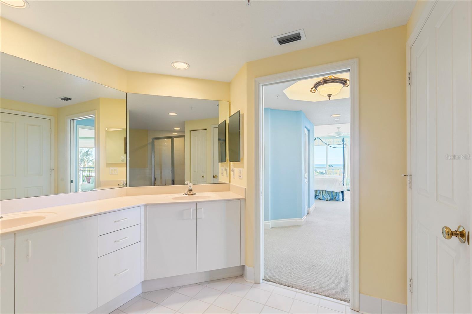 1180 GULF BLVD #202, CLEARWATER BEACH, FL — photo 23