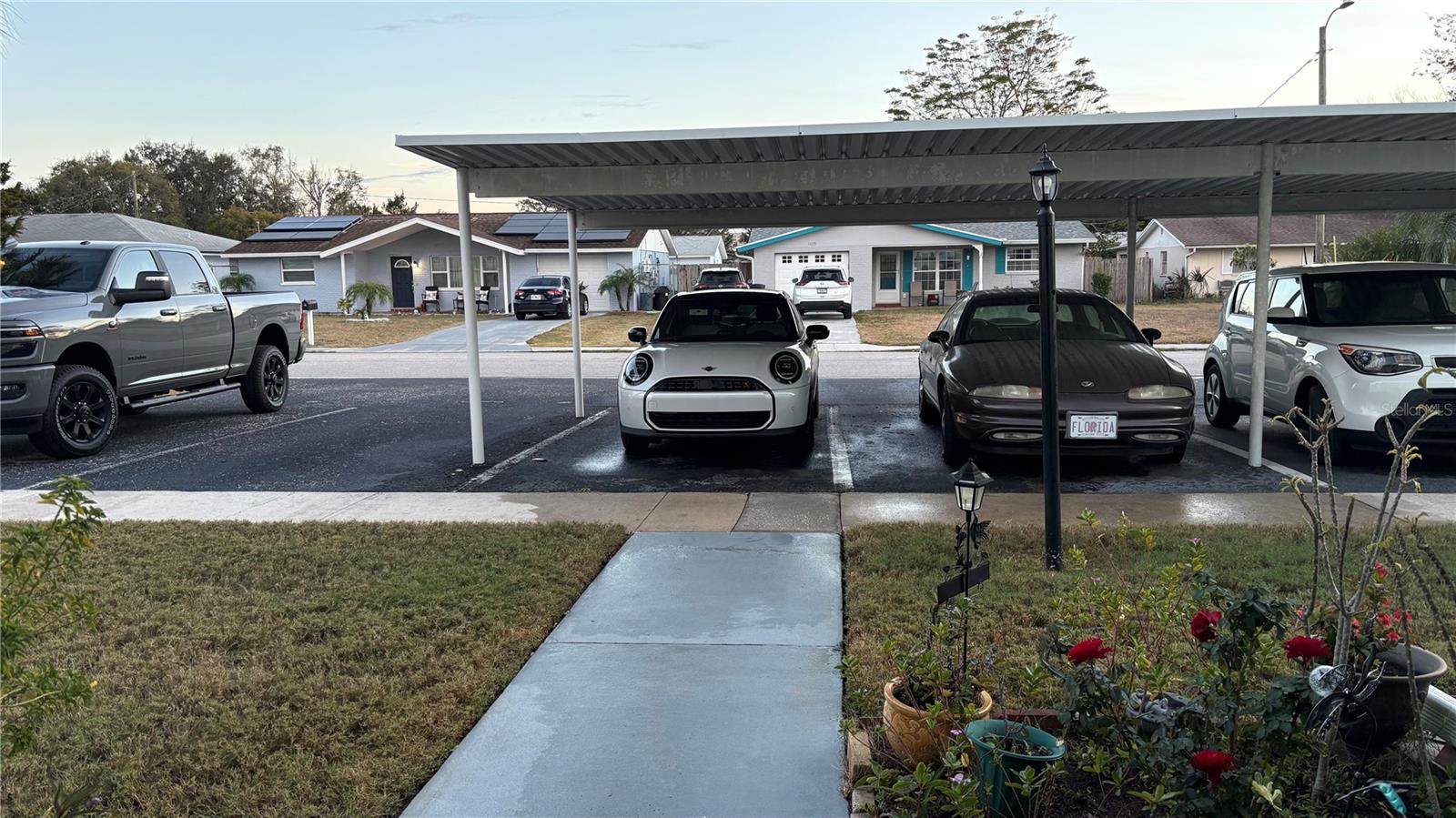 5433 PALM DR, NEW PORT RICHEY, FL — photo 2