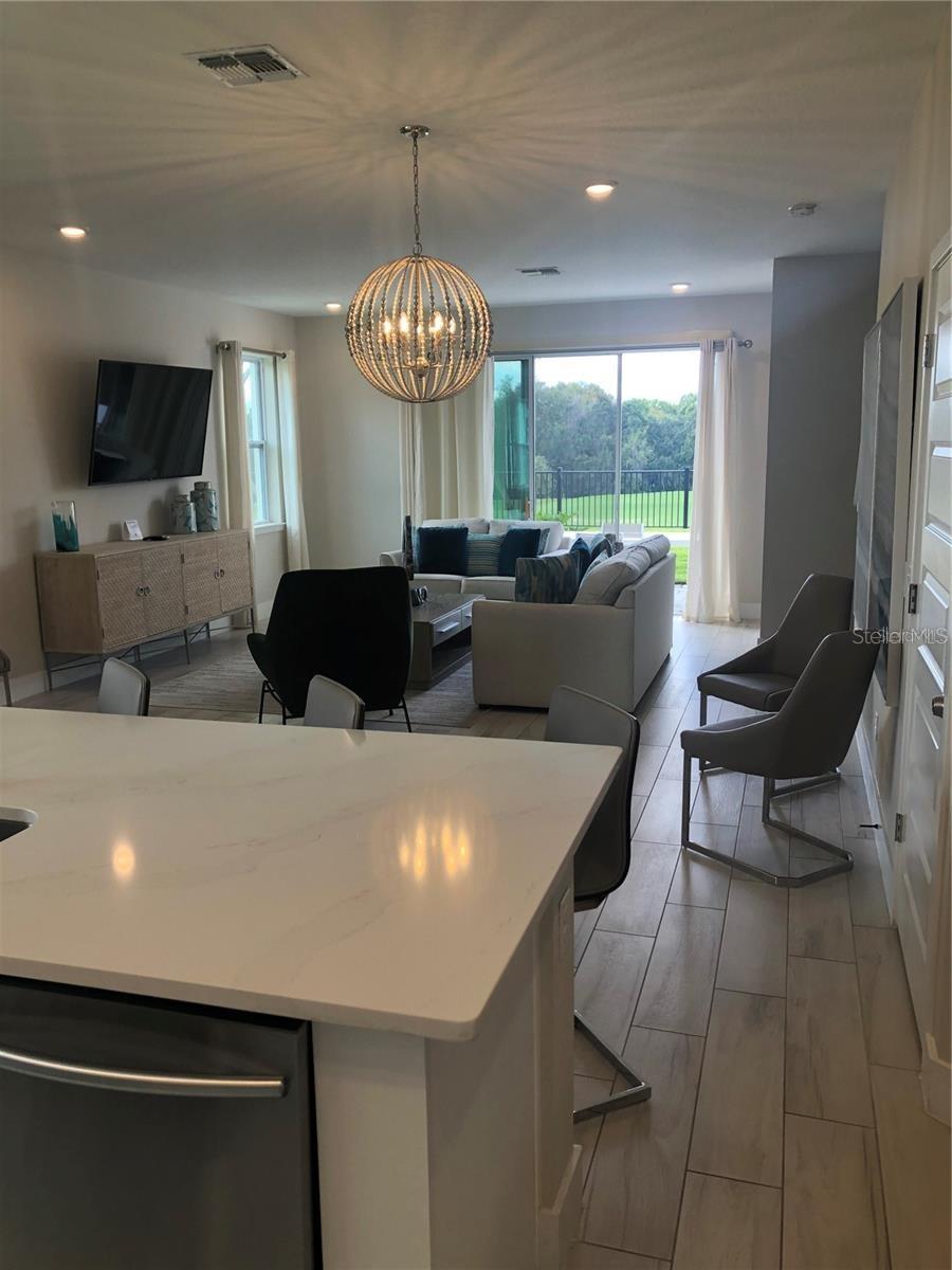 820 DRIVING RANGE CT, REUNION, FL — photo 10
