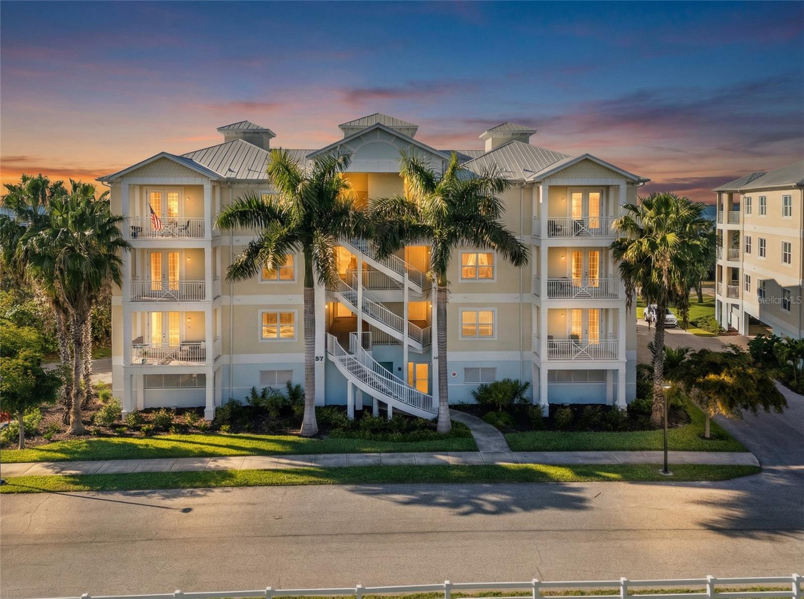 3431 79TH STREET CIR W #202, BRADENTON, FL