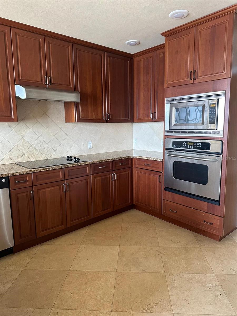 8749 THE ESPLANADE #30, ORLANDO, FL — photo 14