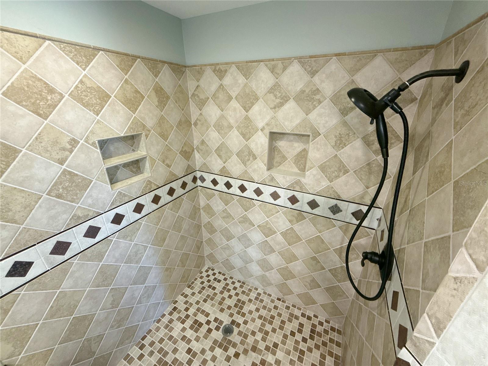 13516 PALMWOOD LN, TAMPA, FL — photo 31