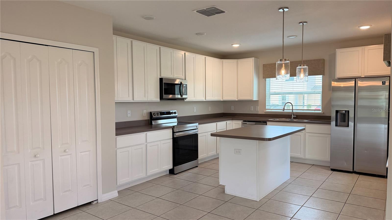 4700 CORAL CASTLE DR, KISSIMMEE, FL — photo 8