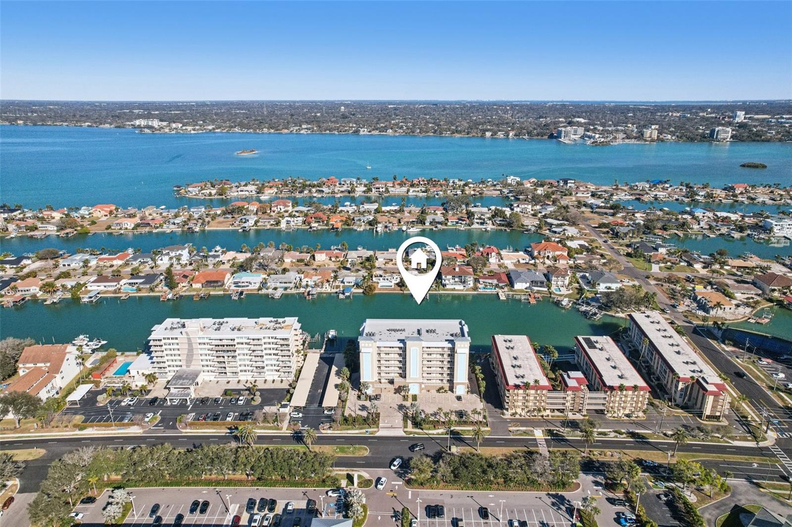 125 ISLAND WAY #404, CLEARWATER BEACH, FL — photo 2