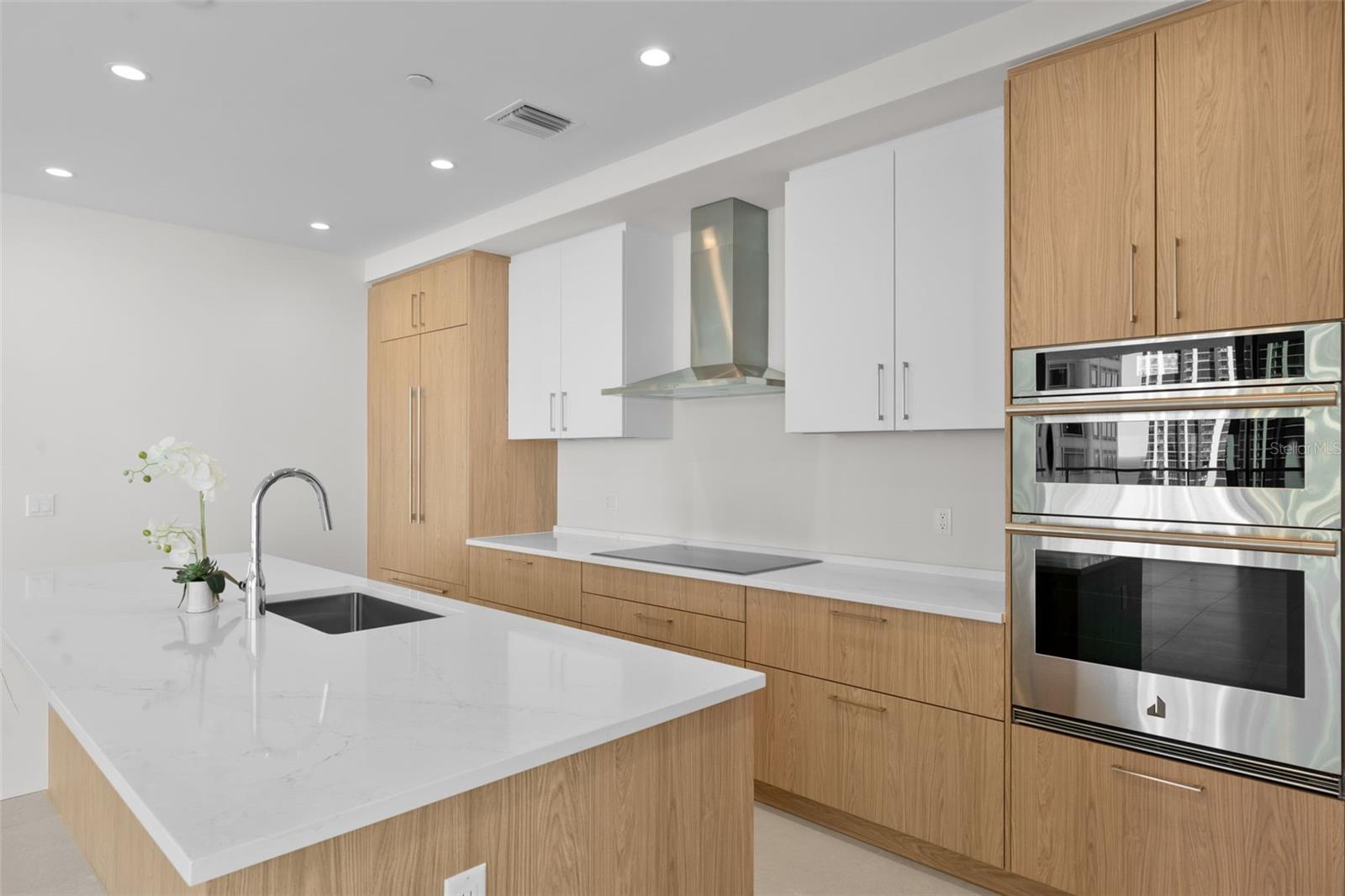 275 1ST AVE S #1202, ST PETERSBURG, FL — photo 5