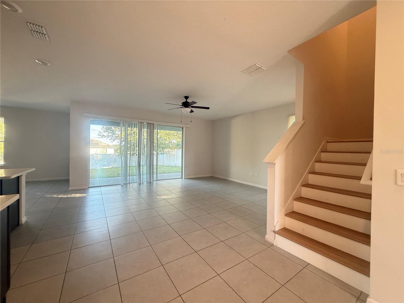 423 KESTREL DR, GROVELAND, FL — photo 9