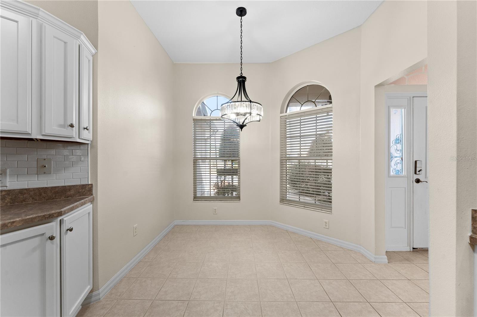 16905 SE 93RD CUTHBERT CIR, THE VILLAGES, FL — photo 8