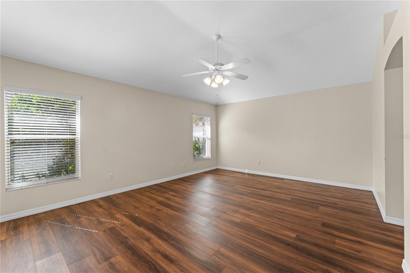 16905 SE 93RD CUTHBERT CIR, THE VILLAGES, FL — photo 9