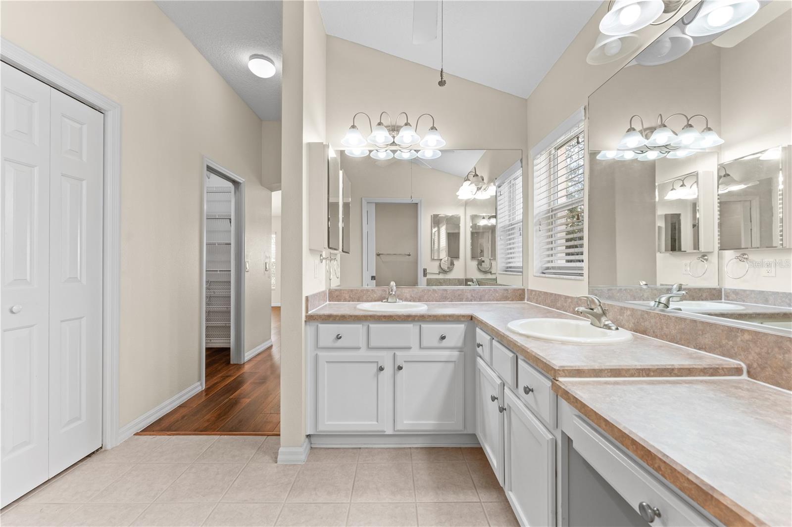 16905 SE 93RD CUTHBERT CIR, THE VILLAGES, FL — photo 14