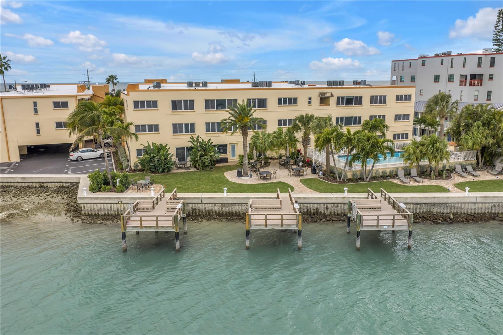 10265 GULF BLVD #B315, ST PETERSBURG, FL
