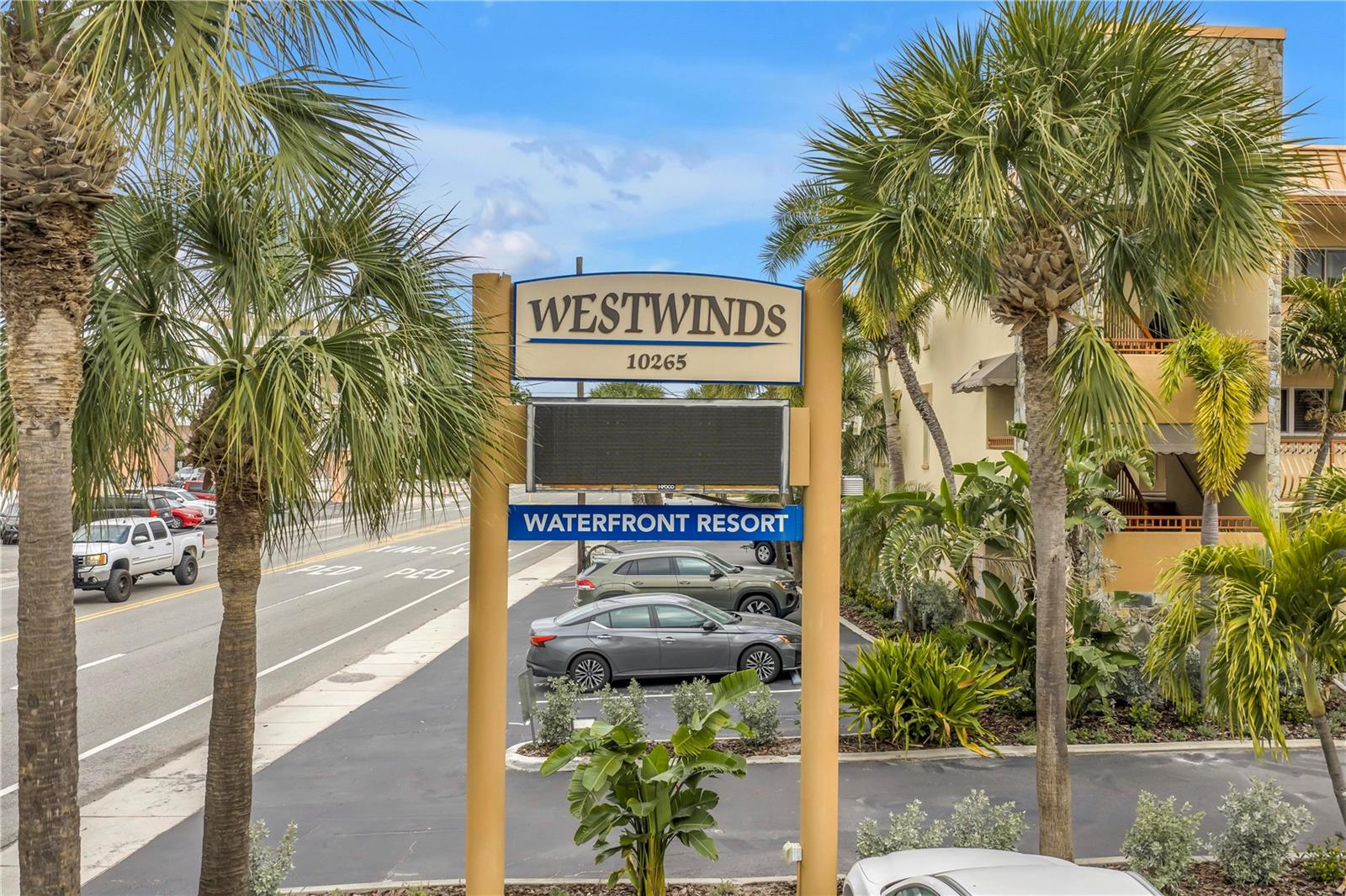 10265 GULF BLVD #B315, ST PETERSBURG, FL — photo 4