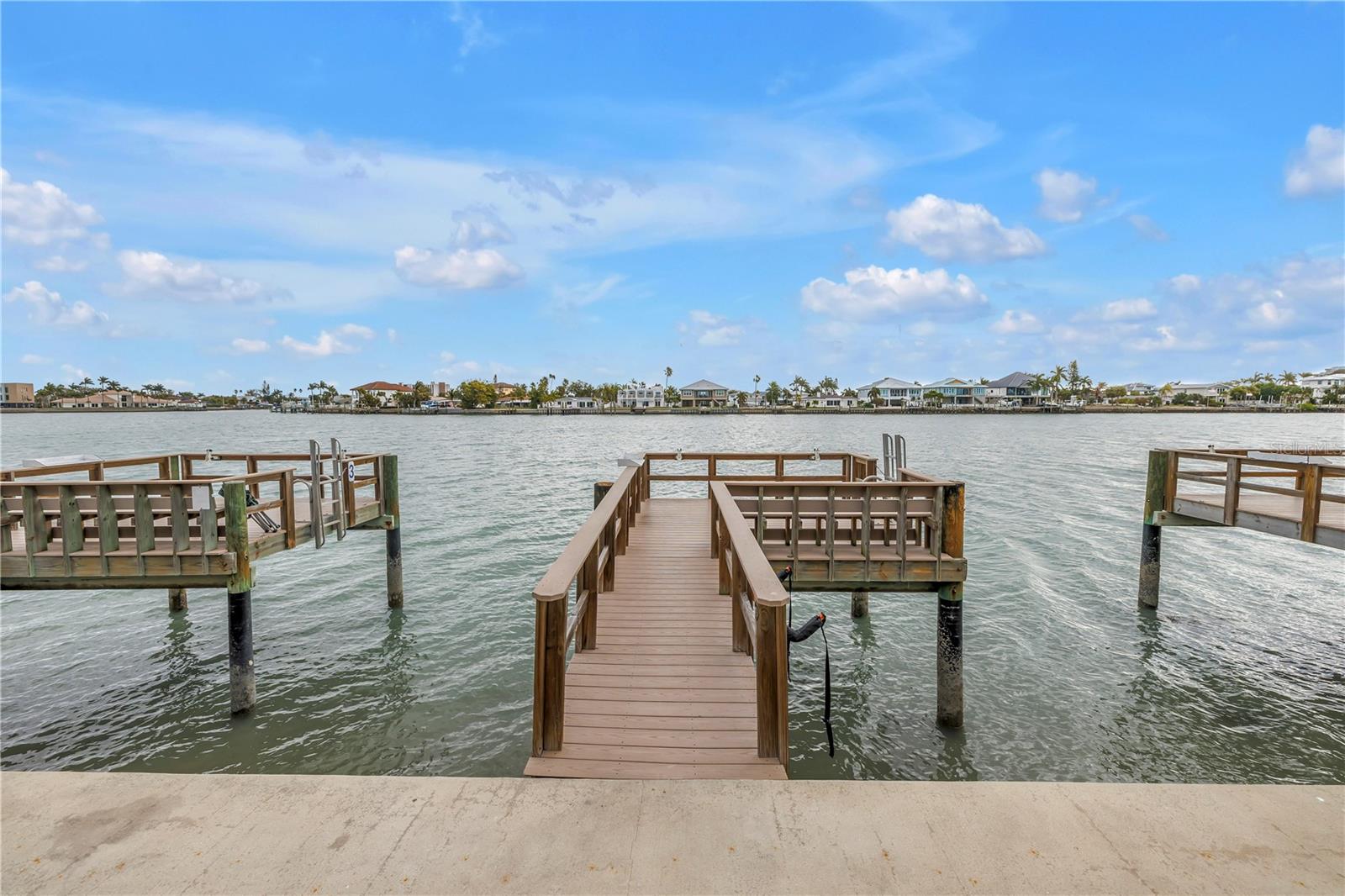 10265 GULF BLVD #B315, ST PETERSBURG, FL — photo 6