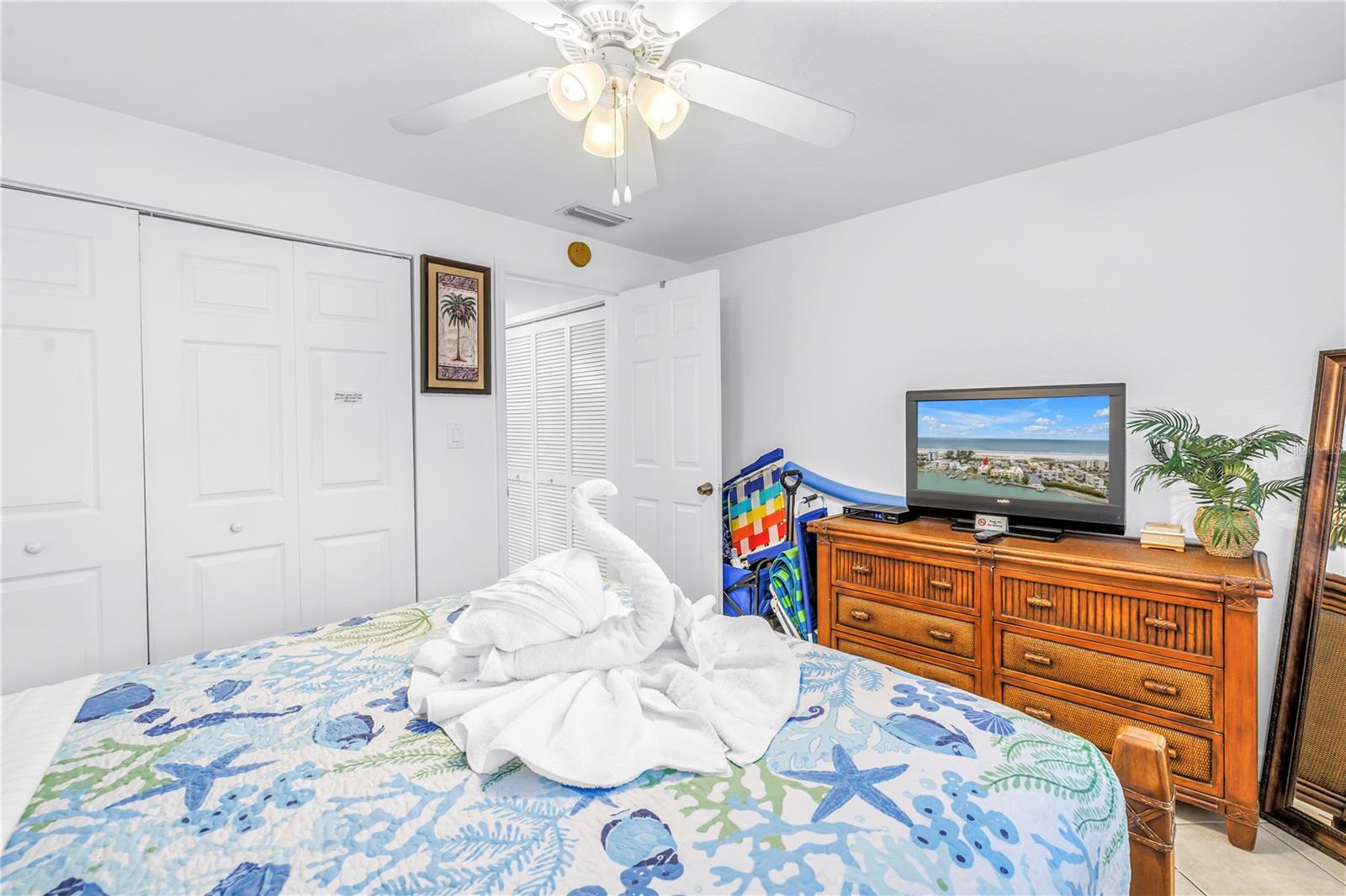 10265 GULF BLVD #B315, ST PETERSBURG, FL — photo 17