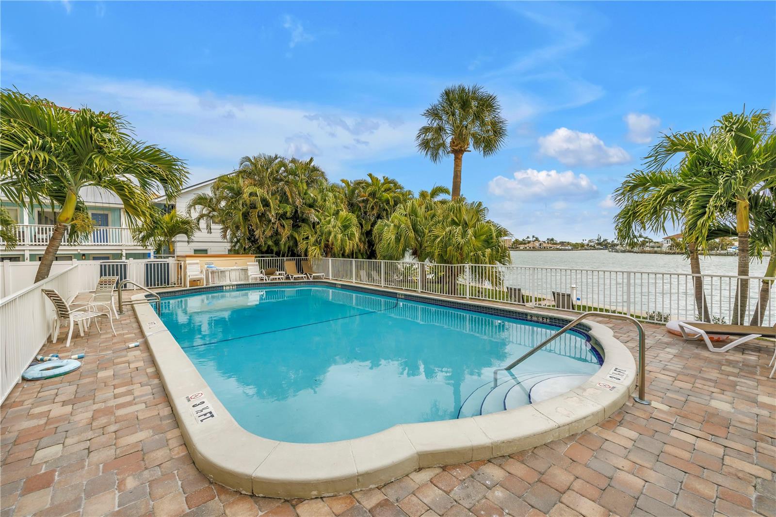 10265 GULF BLVD #B315, ST PETERSBURG, FL — photo 26